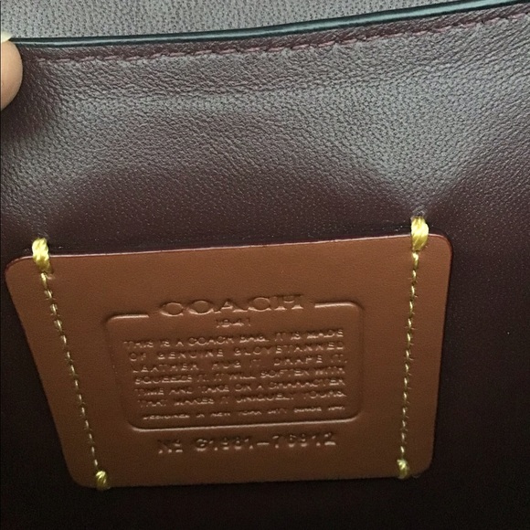 Coach 1941 Ellie with Rivets - Picture 8 of 8